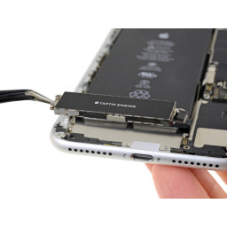 Замена двигателя iPhone 8 Plus Taptic